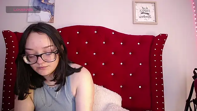 Snapshot of charlotte1-ls chatting on 01/03/25, 01:05 charlotte1-ls online show from 01/03/25, 01:05