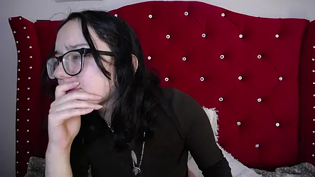 Snapshot of charlotte1-ls chatting on 02/06/25, 12:33 charlotte1-ls online show from 02/06/25, 12:33