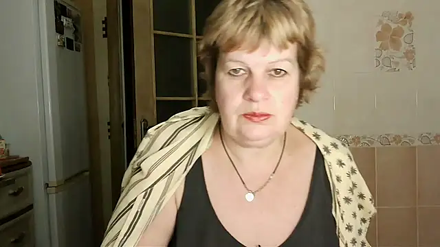 Snapshot of Ettie_Tonia chatting on 01/26/25, 02:08 Ettie Tonia online show from 01/26/25, 02:08
