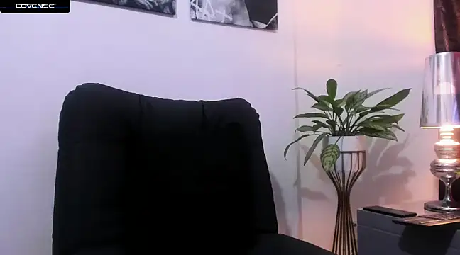 CruzVega online show from 02/18/25, 10:03