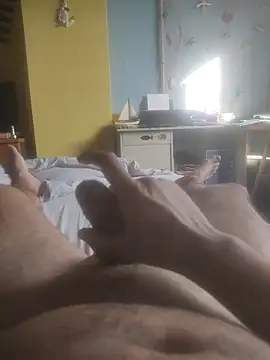 Snapshot of Romyours chatting on 09/17/25, 03:46 Romyours online show from 09/17/25, 03:46