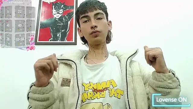 ttimy x boy online show from 10/13/25, 10:43