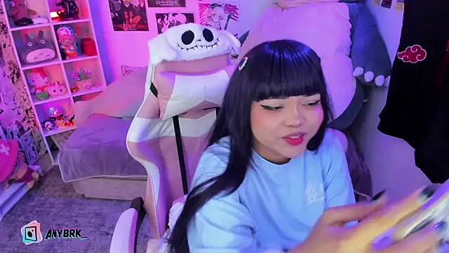 Snapshot of anyburkee chatting on 10/07/25, 01:14 anyburkee online show from 10/07/25, 01:14