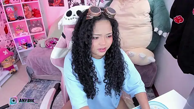 Snapshot of anyburkee chatting on 11/20/25, 02:34 anyburkee online show from 11/20/25, 02:34