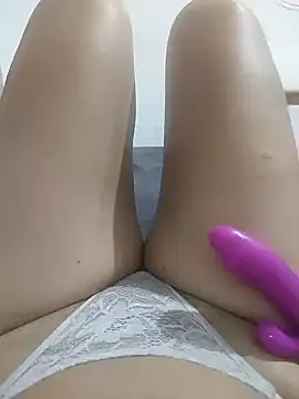 yasmin6 online show from 01/04/25, 09:31