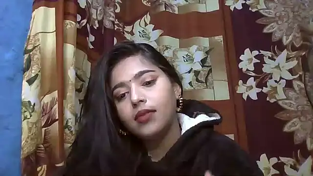 Snapshot of Sweet-Rani chatting on 01/07/25, 12:24 Sweet-Rani online show from 01/07/25, 12:24