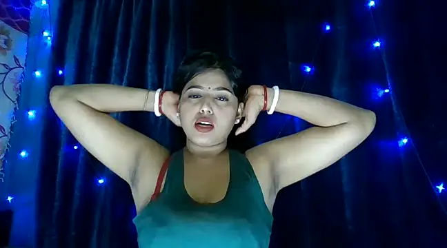 Snapshot of Sweet-Rani chatting on 02/06/25, 09:00 Sweet-Rani online show from 02/06/25, 09:00