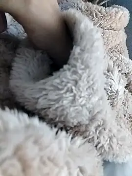 fofinhaa12 online show from 11/13/25, 12:48