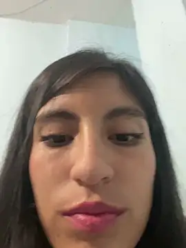 Snapshot of Sweett_Sarita chatting on 01/04/25, 09:32 Sweett Sarita online show from 01/04/25, 09:32