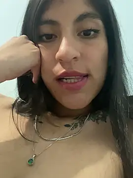 Snapshot of Sweett_Sarita chatting on 01/05/25, 03:00 Sweett Sarita online show from 01/05/25, 03:00
