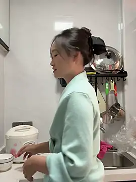 Lfeiji online show from 03/18/25, 09:42