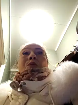 lisalustjouw online show from 01/09/25, 09:16