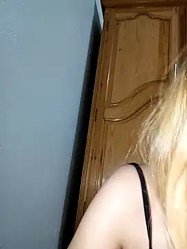 barbieelove online show from 01/12/25, 02:24