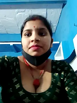 Snapshot of Nisha_Cute chatting on 01/31/25, 03:44 Nisha Cute online show from 01/31/25, 03:44