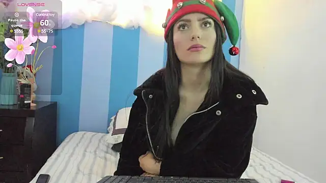 britny clouds online show from 12/04/24, 03:10