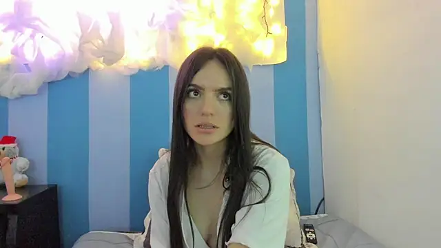 britny clouds online show from 12/07/24, 08:05