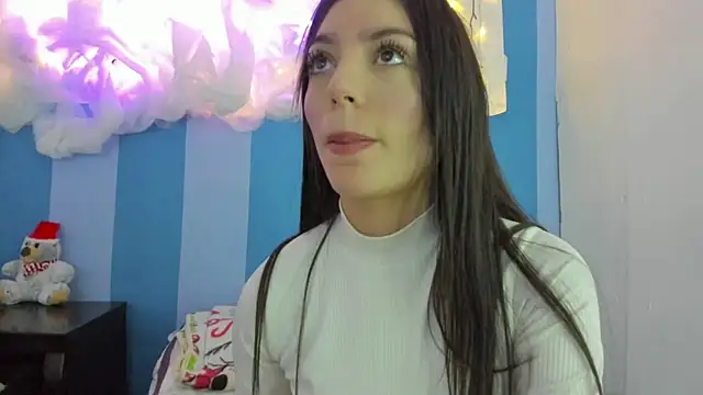 britny clouds online show from 12/08/24, 06:39