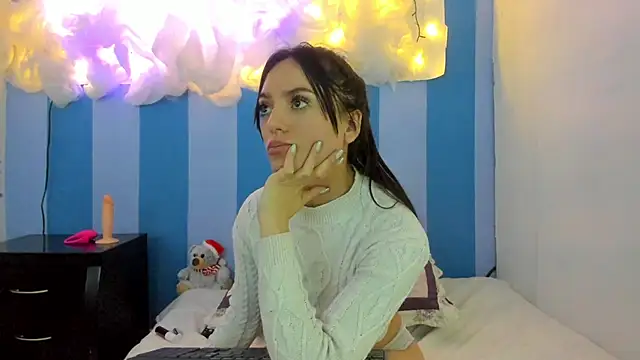 britny clouds online show from 12/26/24, 06:12