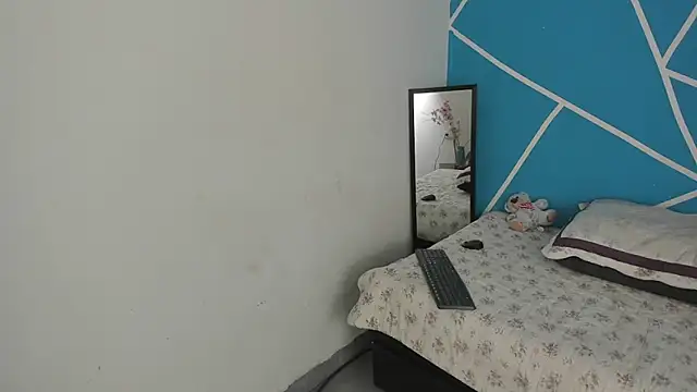 britny clouds online show from 01/21/25, 02:59