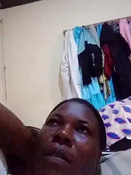 Snapshot of Danny_lady chatting on 10/10/25, 07:40 Danny lady online show from 10/10/25, 07:40