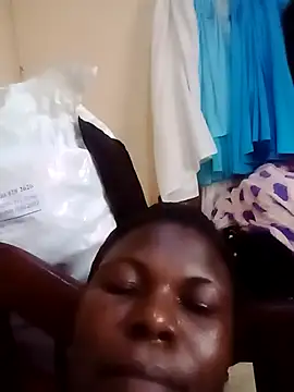 Snapshot of Danny_lady chatting on 10/12/25, 11:20 Danny lady online show from 10/12/25, 11:20