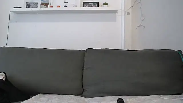 IntiMia online show from 03/12/25, 07:46