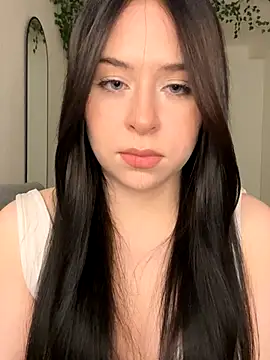 Snapshot of _SweetCandyy chatting on 10/19/25, 05:24 SweetCandyy online show from 10/19/25, 05:24