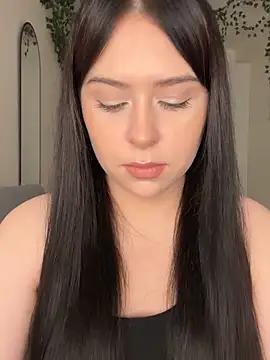 Snapshot of _SweetCandyy chatting on 10/25/25, 08:14 SweetCandyy online show from 10/25/25, 08:14