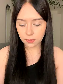 Snapshot of _SweetCandyy chatting on 10/26/25, 08:15 SweetCandyy online show from 10/26/25, 08:15