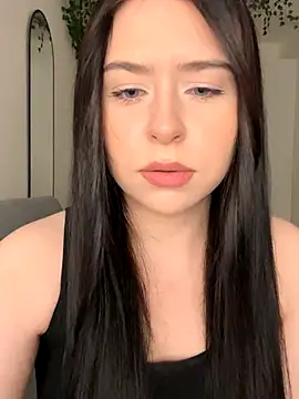 Snapshot of _SweetCandyy chatting on 11/02/25, 06:21 SweetCandyy online show from 11/02/25, 06:21