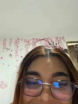 Anny arango  online show from 09/13/25, 05:40