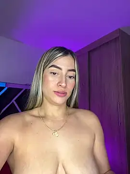 Issabela G1 online show from 12/20/24, 03:14