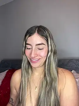 Issabela G1 online show from 01/08/25, 08:06