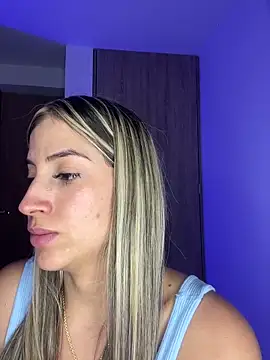 Issabela G1 online show from 03/03/25, 05:31