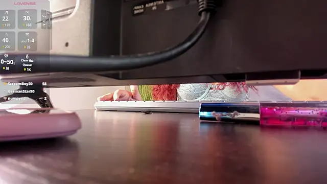 lindaa natashaa online show from 12/24/24, 05:27