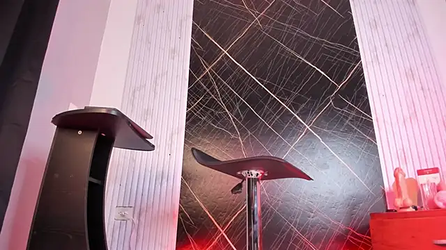 Snapshot of amber__blair chatting on 01/20/25, 03:04 amber blair online show from 01/20/25, 03:04