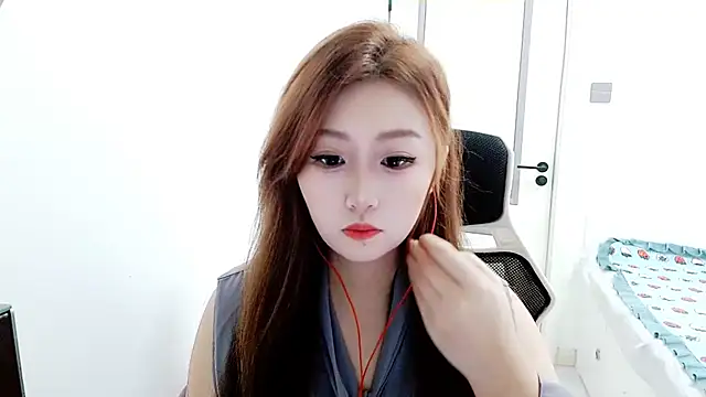 Snapshot of zhenzhen999 chatting on 10/31/25, 03:51 zhenzhen999 online show from 10/31/25, 03:51