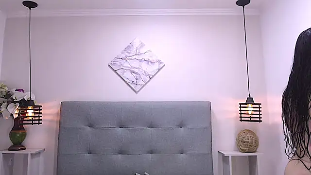 Snapshot of Cheelsea_ chatting on 12/12/24, 05:20 Cheelsea  online show from 12/12/24, 05:20