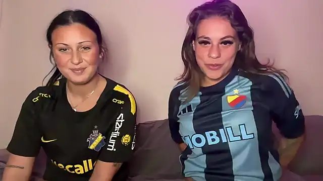 Snapshot of Dif-tjejen chatting on 09/18/25, 09:28 Dif-tjejen online show from 09/18/25, 09:28