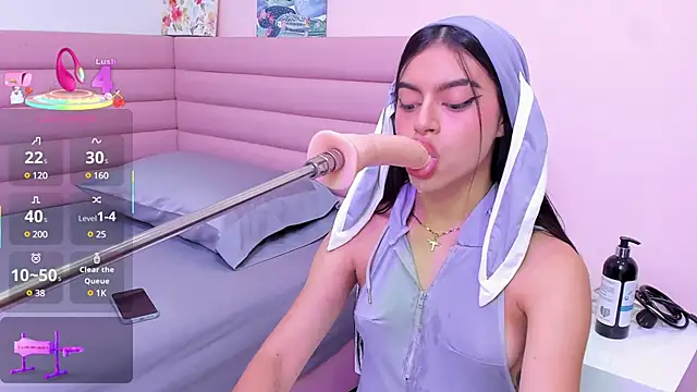 Snapshot of isabella_santos1 chatting on 02/28/25, 12:42 isabella santos1 online show from 02/28/25, 12:42