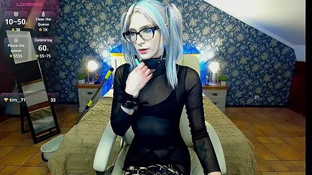 Snapshot of CassandraStarr chatting on 01/22/25, 05:26 CassandraStarr online show from 01/22/25, 05:26