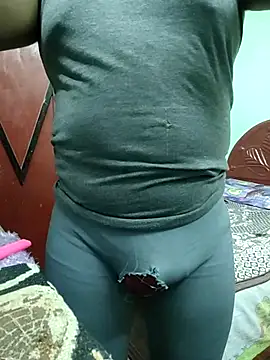 Snapshot of ShelfyOfferer chatting on 11/16/25, 09:59 ShelfyOfferer online show from 11/16/25, 09:59