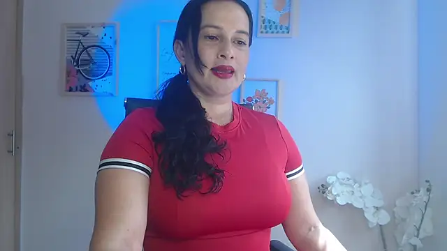 Snapshot of lucy_diiaz chatting on 01/31/25, 06:47 lucy diiaz online show from 01/31/25, 06:47
