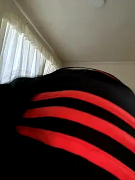 Snapshot of eva_sexx69 chatting on 10/24/25, 12:01 eva sexx69 online show from 10/24/25, 12:01