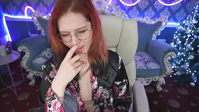Snapshot of Sasha_Exclusive chatting on 01/05/25, 11:44 Sasha Exclusive online show from 01/05/25, 11:44