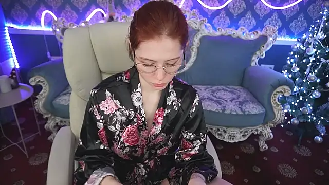 Snapshot of Sasha_Exclusive chatting on 01/06/25, 02:48 Sasha Exclusive online show from 01/06/25, 02:48