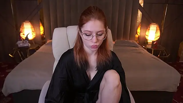 Snapshot of Sasha_Exclusive chatting on 01/18/25, 08:51 Sasha Exclusive online show from 01/18/25, 08:51