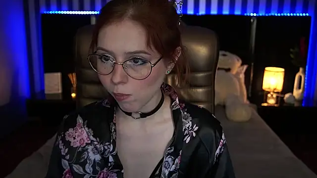 Snapshot of Sasha_Exclusive chatting on 01/30/25, 09:25 Sasha Exclusive online show from 01/30/25, 09:25