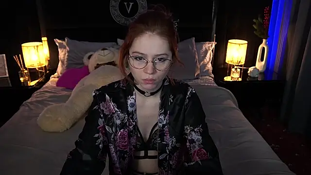 Snapshot of Sasha_Exclusive chatting on 01/31/25, 04:36 Sasha Exclusive online show from 01/31/25, 04:36