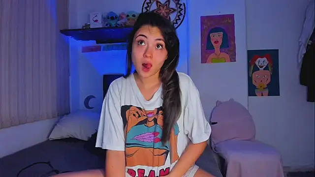 azumi cutiepie  online show from 02/15/25, 09:37